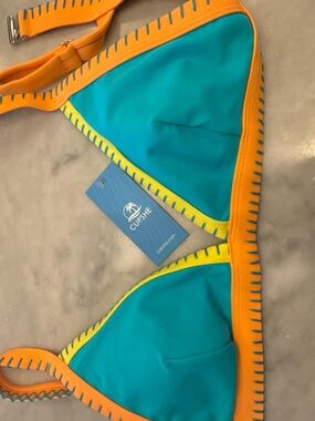 BRAND NEW WITH TAGS CUPSHE Neon Orange & Teal Bikini Top